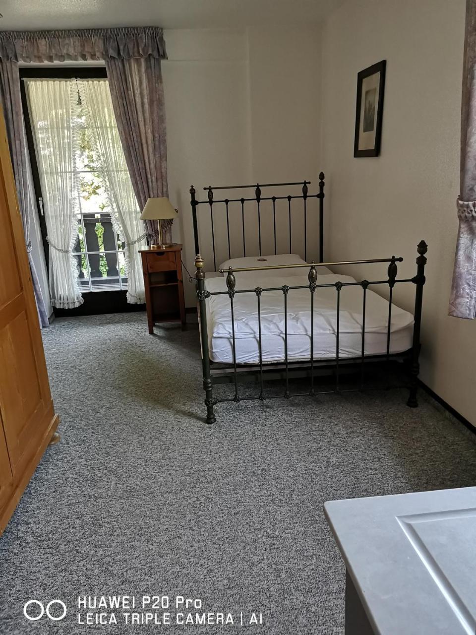 Hotel Zur Post Dabringhausen - Contactless Self Check-In Вермелскирхен Екстериор снимка